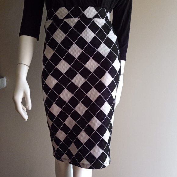 skirt - Picture 1 of 1